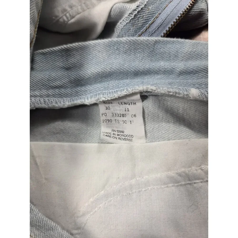 Jordache Basics Denim Shorts Womens 30 Light Wash Bermuda Jorts 100% Cotton